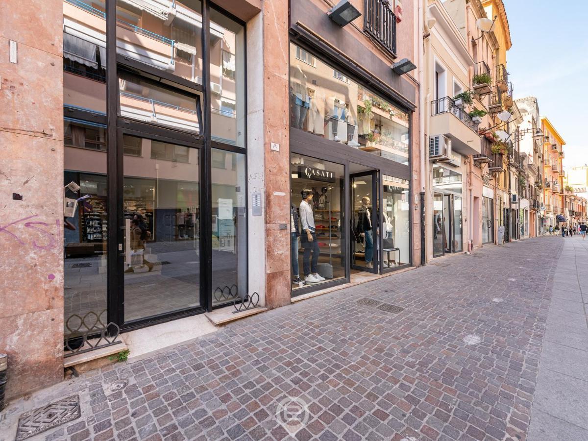 Garibaldi Central Apartment Cagliari Buitenkant foto